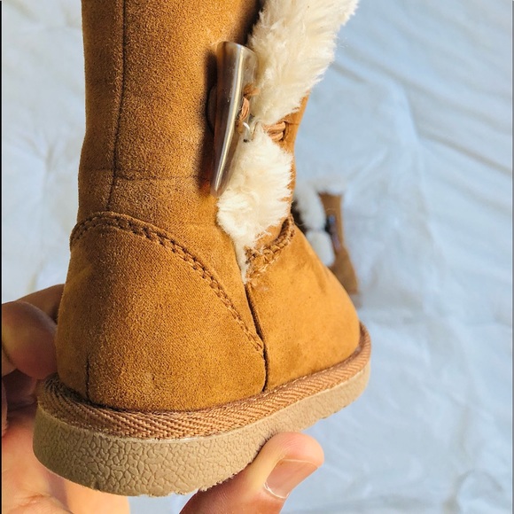 Winter fur boots - Picture 7 of 14